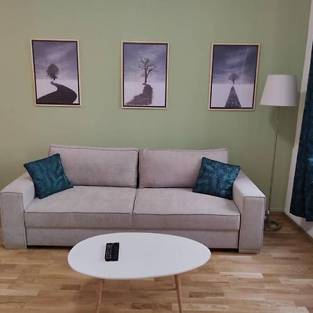 Joli T2 Proche Vieux-Port, Terrasses Du Port Et Metro Joliette Apartment มาร์กเซย ภายนอก รูปภาพ