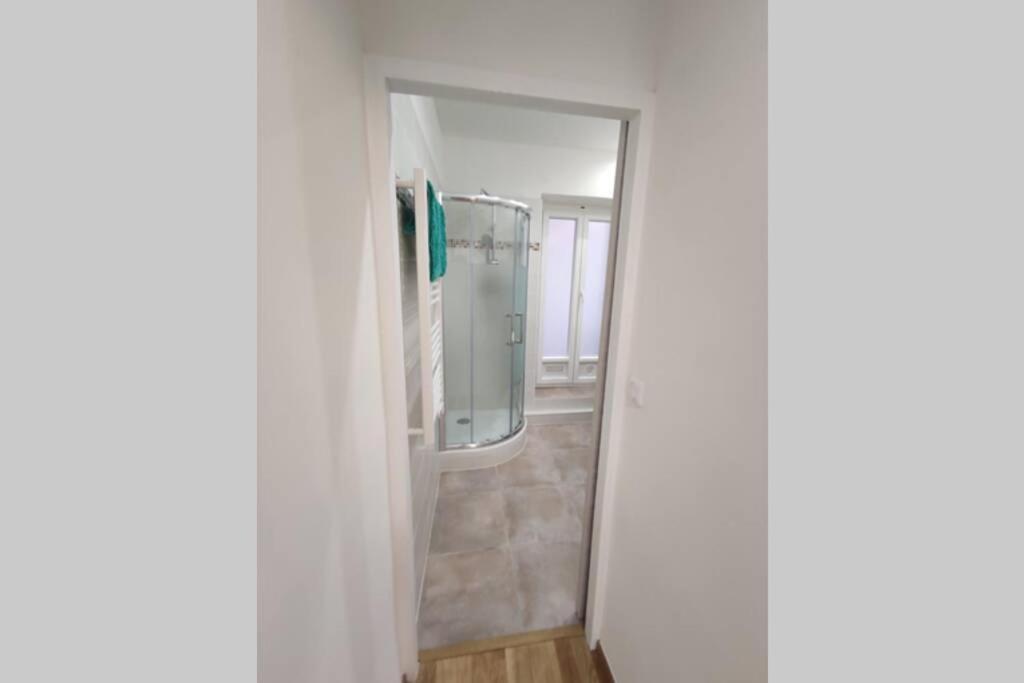 Joli T2 Proche Vieux-Port, Terrasses Du Port Et Metro Joliette Apartment มาร์กเซย ภายนอก รูปภาพ